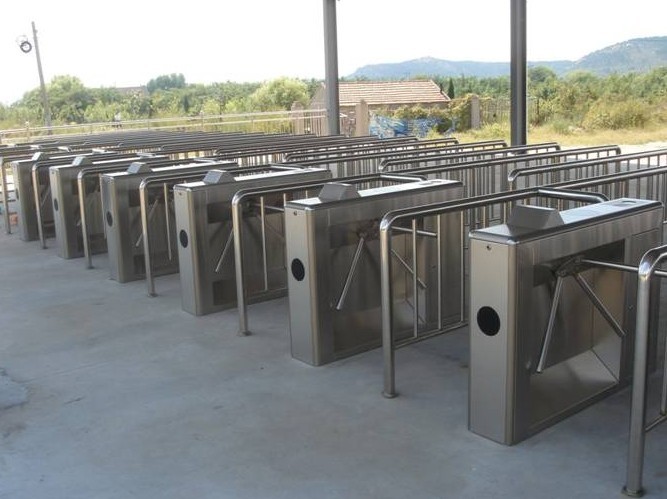 度假村三輥閘票務系統